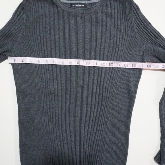 Liz Claiborne Large Knit Sweater - Picture 5 of 8